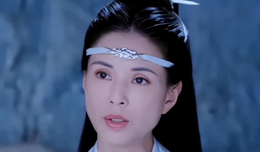 李若彤 巩俐卸妆后、李若彤卸妆后、玲花卸妆后,网友调侃:这差距太大了
