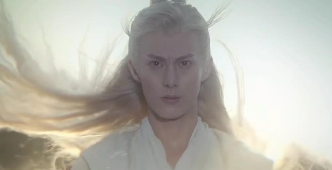 明明长相一般，粉丝非要吹捧“绝世美男”，求求你们吃点好的吧！