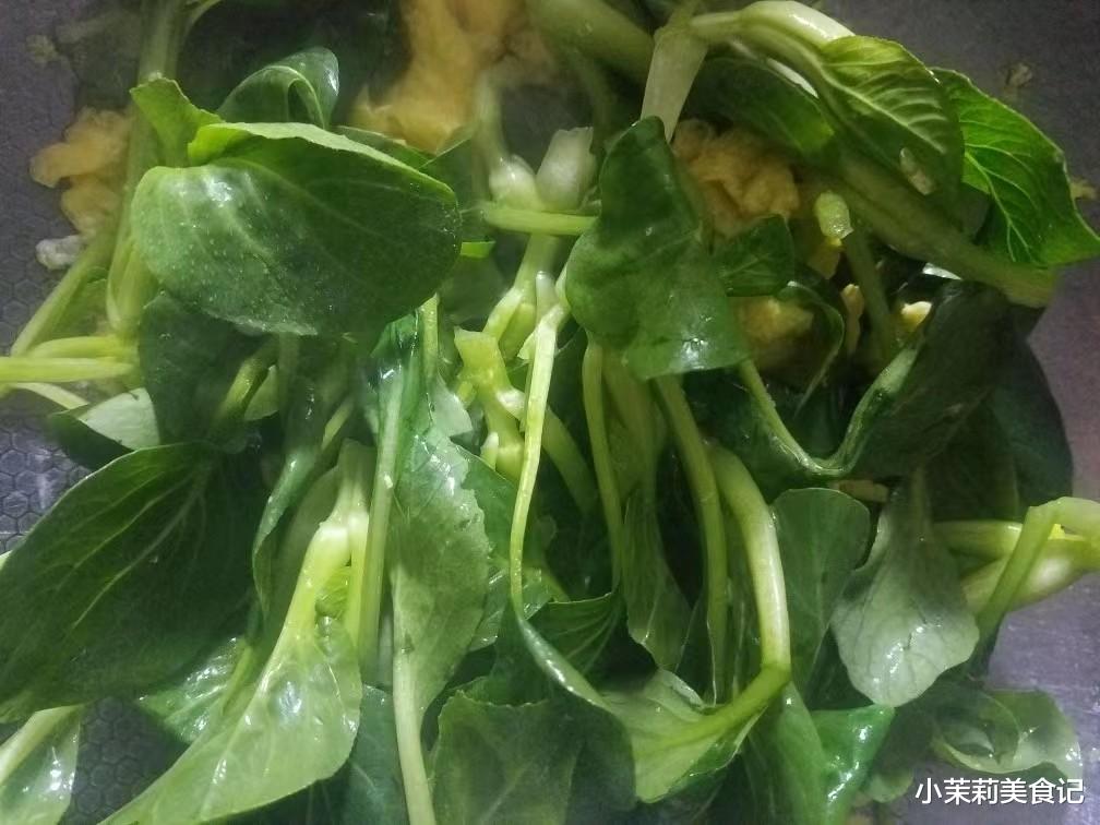 |“冬至吃3样,财福都进门”,指哪3样?12月22日冬至,再忙别忘吃,为龙年讨个好彩头