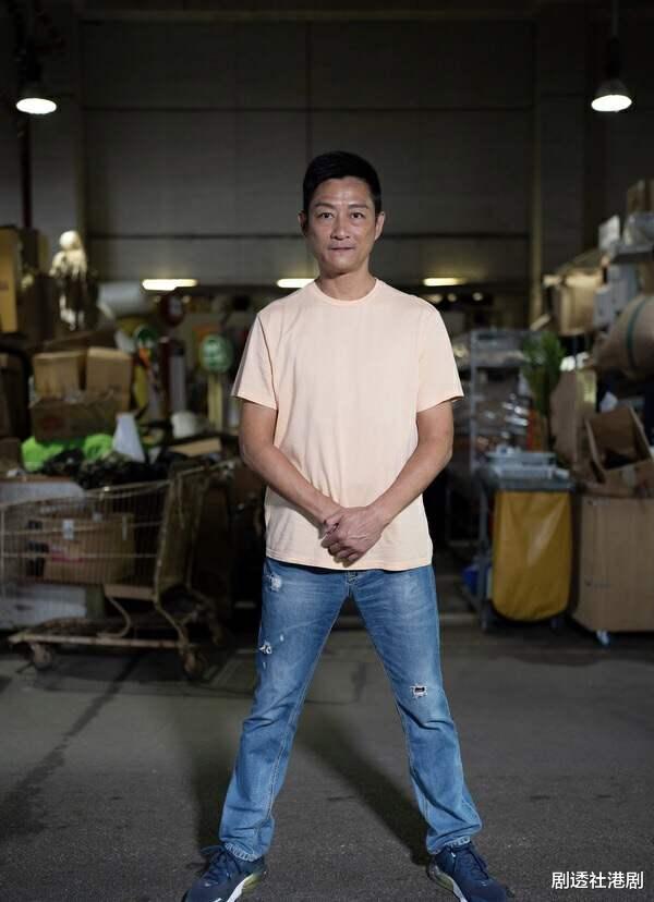 TVB“万能绿叶王”被赞敬业!自荐演不露脸角色,娶同公司艺人为妻