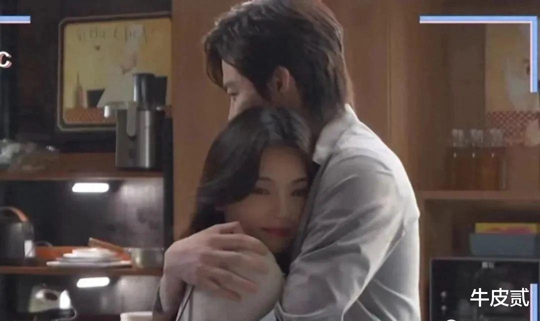 三年还清四个亿，表面一套背地里一套？演员刘涛私生活多靡乱？