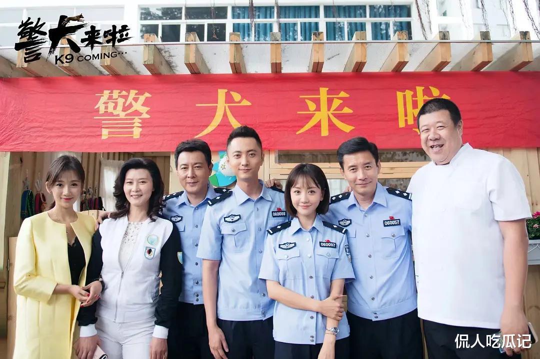 贾景晖:凭《庆余年》出圈,从校服到婚纱,妻子是演员,女儿已经12岁