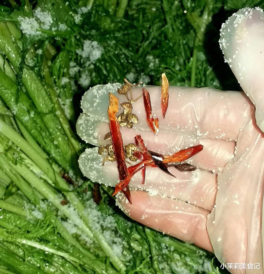 雪里蕻|腌雪里蕻，最忌洗完直接腌，83奶奶教3招，醇香爽脆不发黄耐保存