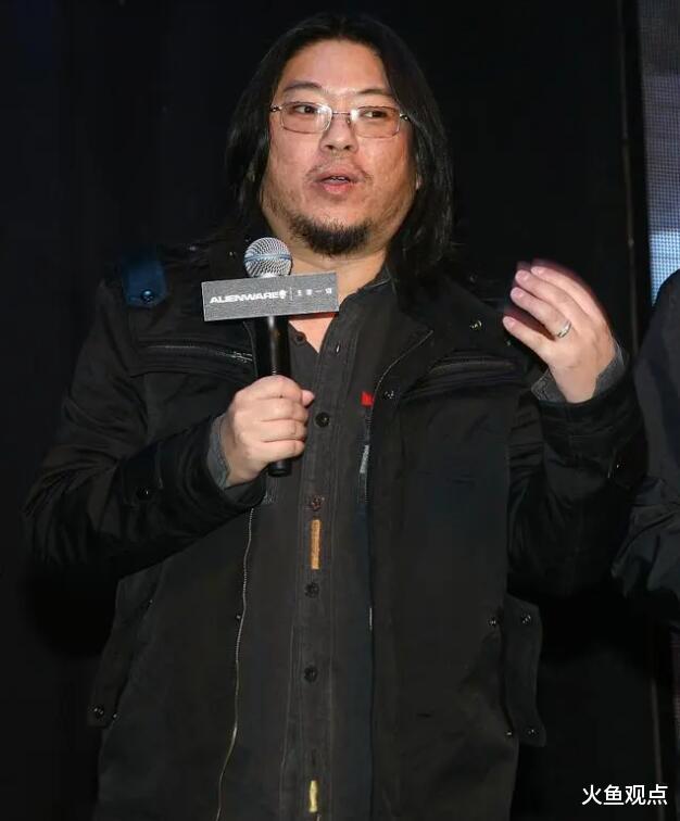 “酱香大紧”上线!53岁高晓松暴瘦形似华晨宇,疑做医美复出吸睛