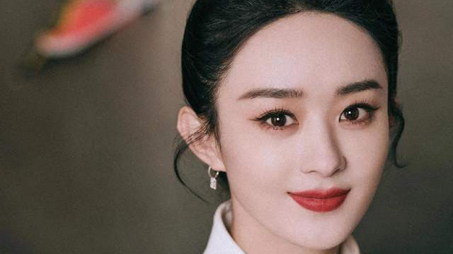 春晚|春晚女明星都太美了：赵丽颖梦回薛杉杉，坐在观众席的万茜像周涛