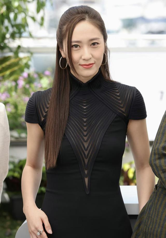 郑秀晶 郑秀晶生图又“杀疯了”！韩国审美天花板，真不是吹出来的