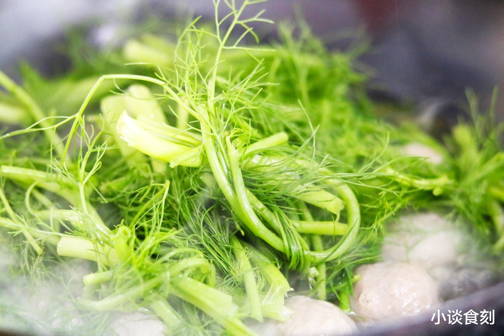 芹菜|后天交五九,提醒家人“5样不上桌,福气不进门”,随时令过大年