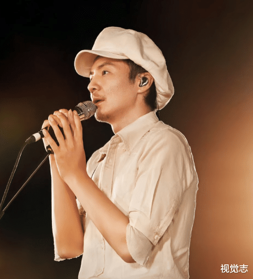 朴树在内娱，条条通「死路」