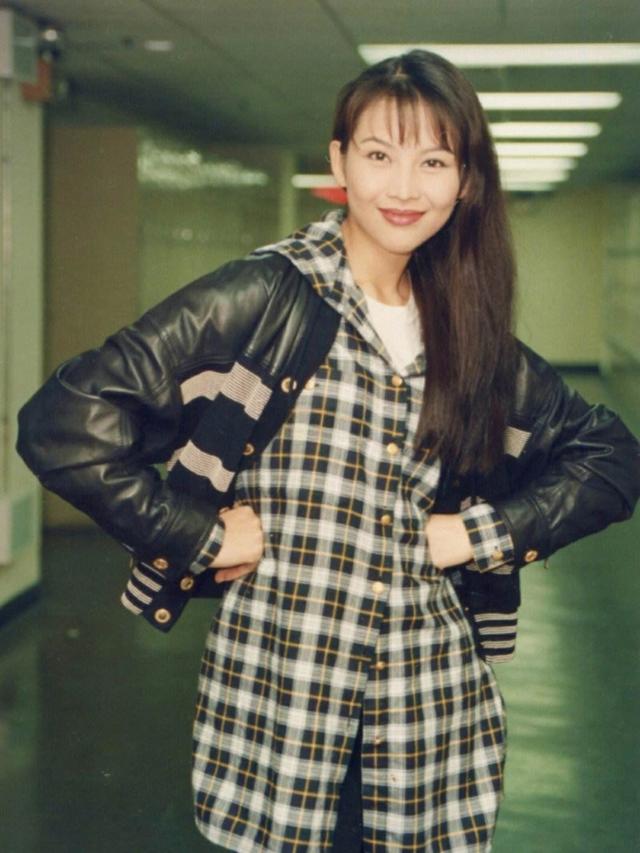 蔡少芬|这一次，蔡少芬给娱乐圈的明星敲响了“警钟”