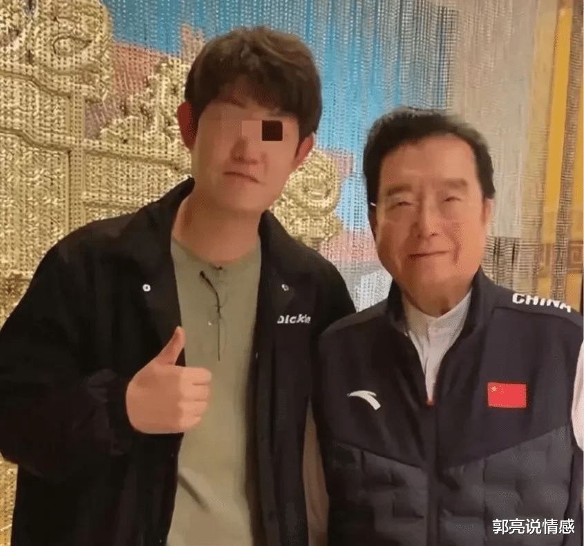 |坐完10年牢,曝李天一去美国享受生活,父亲留国内捞金