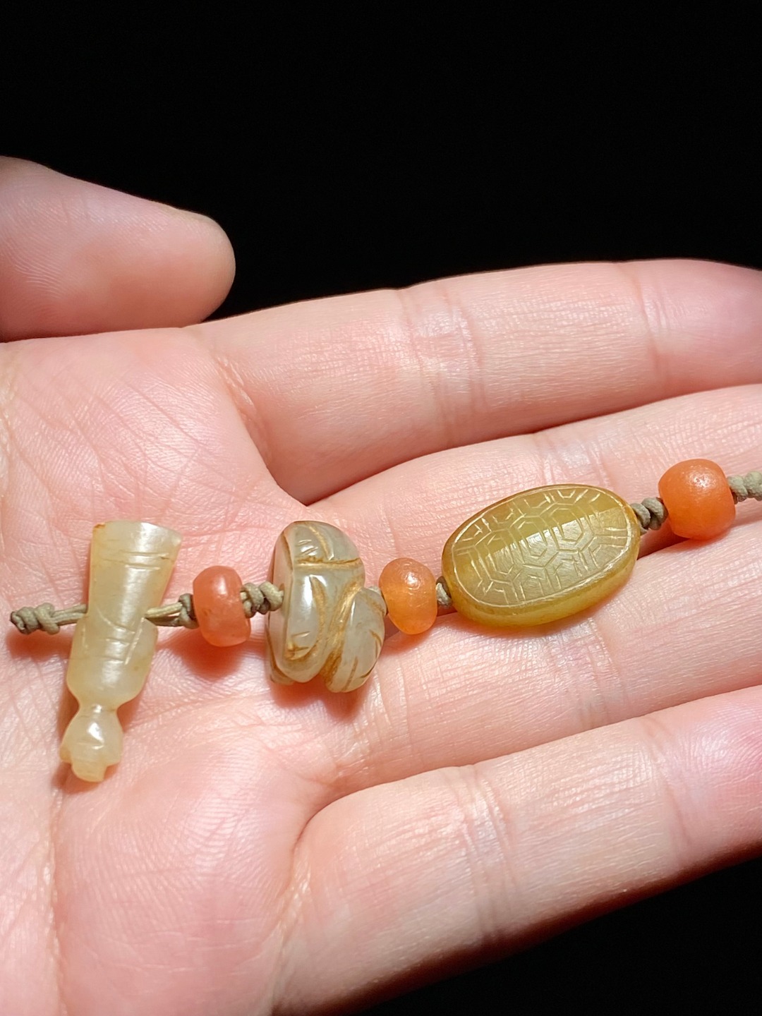 |战汉 老和田玉 玉配饰 玉龟壳 玉羊 玉翁仲 组珮挂件