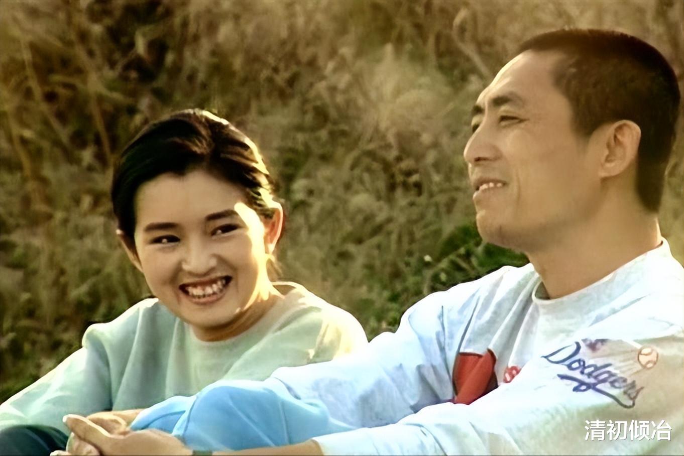 他与小娇妻成迷!私生子竟与巩俐越长越像?狐狸尾巴终究藏不住