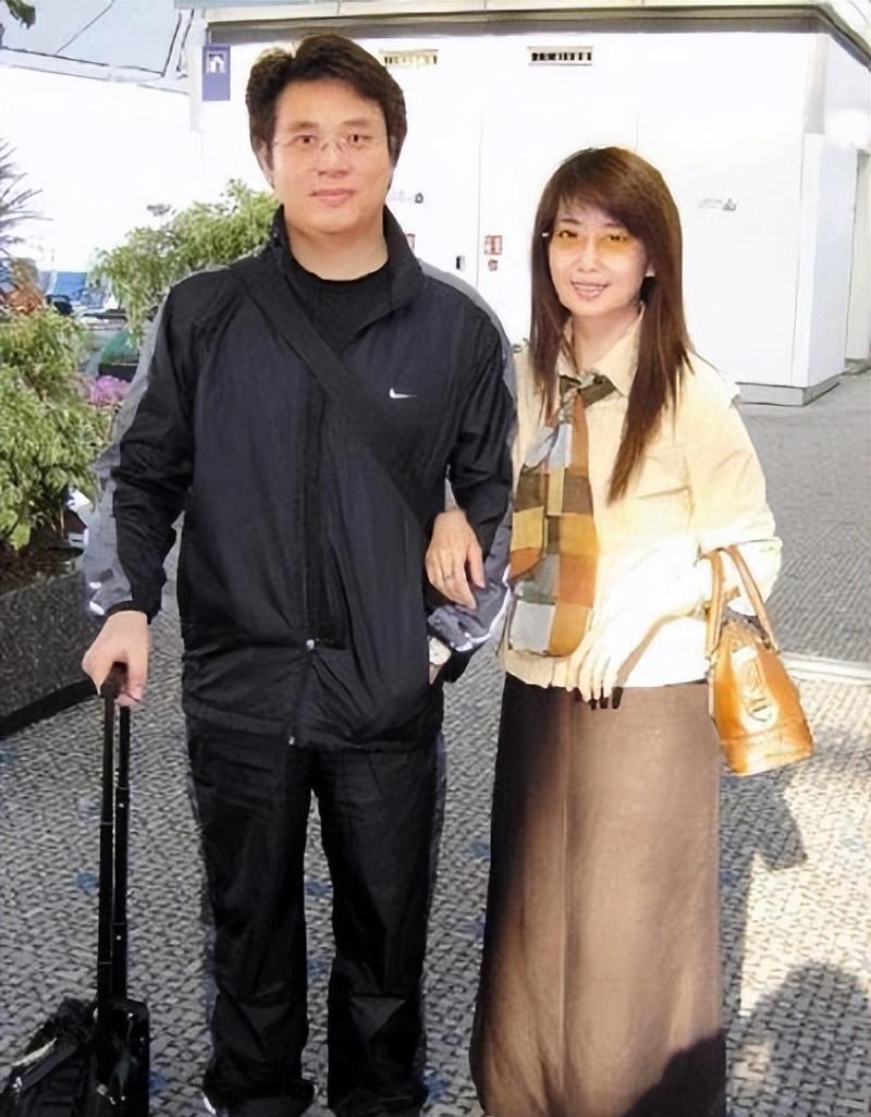 孟庭苇|知名女星被曝出轨女助理,前夫下场狂撕,11岁的儿子出面力挺