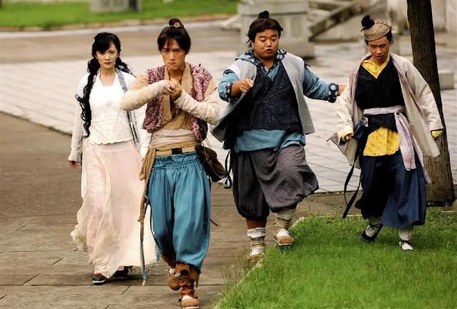 锦衣夜行|时隔8年张翰《锦衣夜行》被拍卖,起拍价2814万,剧中配角已走红