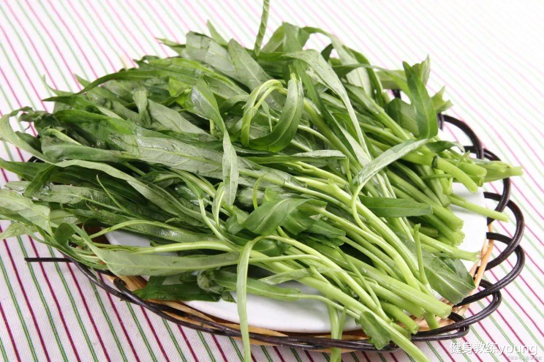 香菇 脂肪都怕的10种碱性食物，让你越吃越瘦