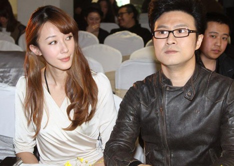 盘点汪峰的婚恋史：有过四任生过四个孩子，堪比韩安冉