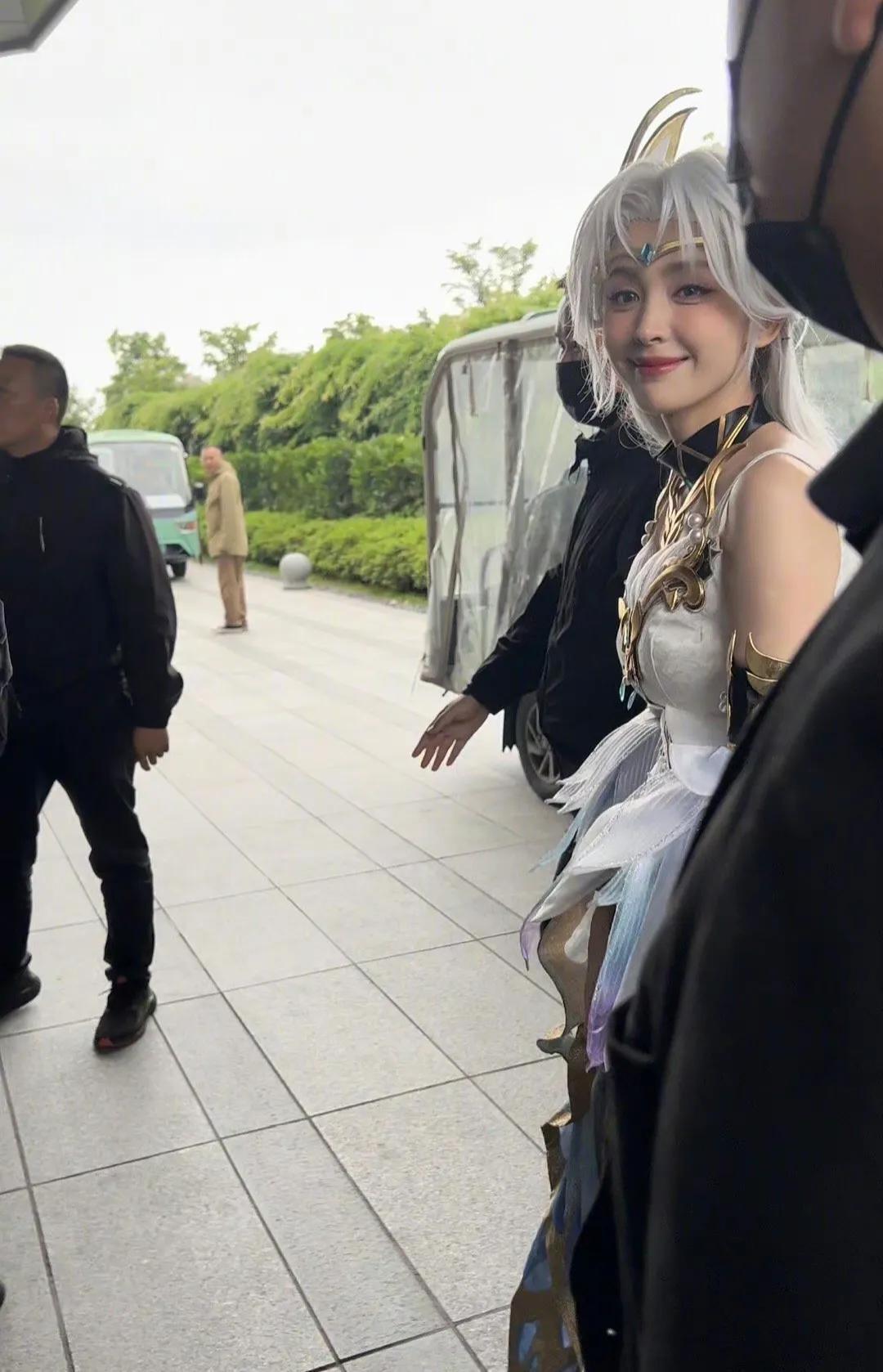 古力娜扎|“娜么正瀚”登顶热搜,娜扎、徐正溪和高瀚宇角色扮演