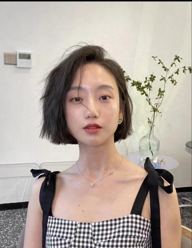 牛肉 剪掉你的长发吧！今夏流行这3种“齐耳短发”，洋气减龄还显脸小
