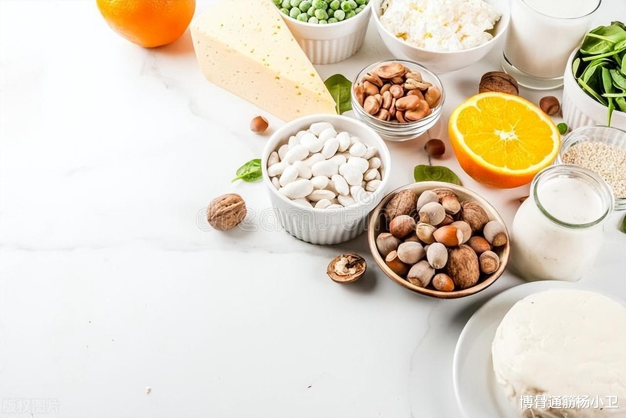 维生素D|上了年纪腿无力、使不上劲是咋了？医生：补充3种营养，教你改变