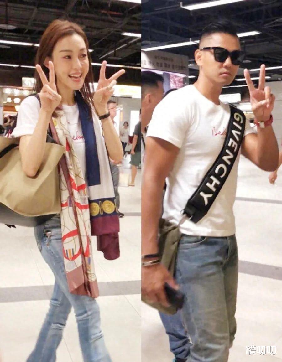 范玮琪晒全家福，昔日文艺女神人设崩塌，靠一张嘴变得人见人嫌