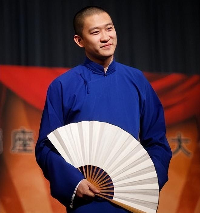 岳云鹏|突发大瓜！曝岳云鹏包养女大学生？孩子照片疑似曝光