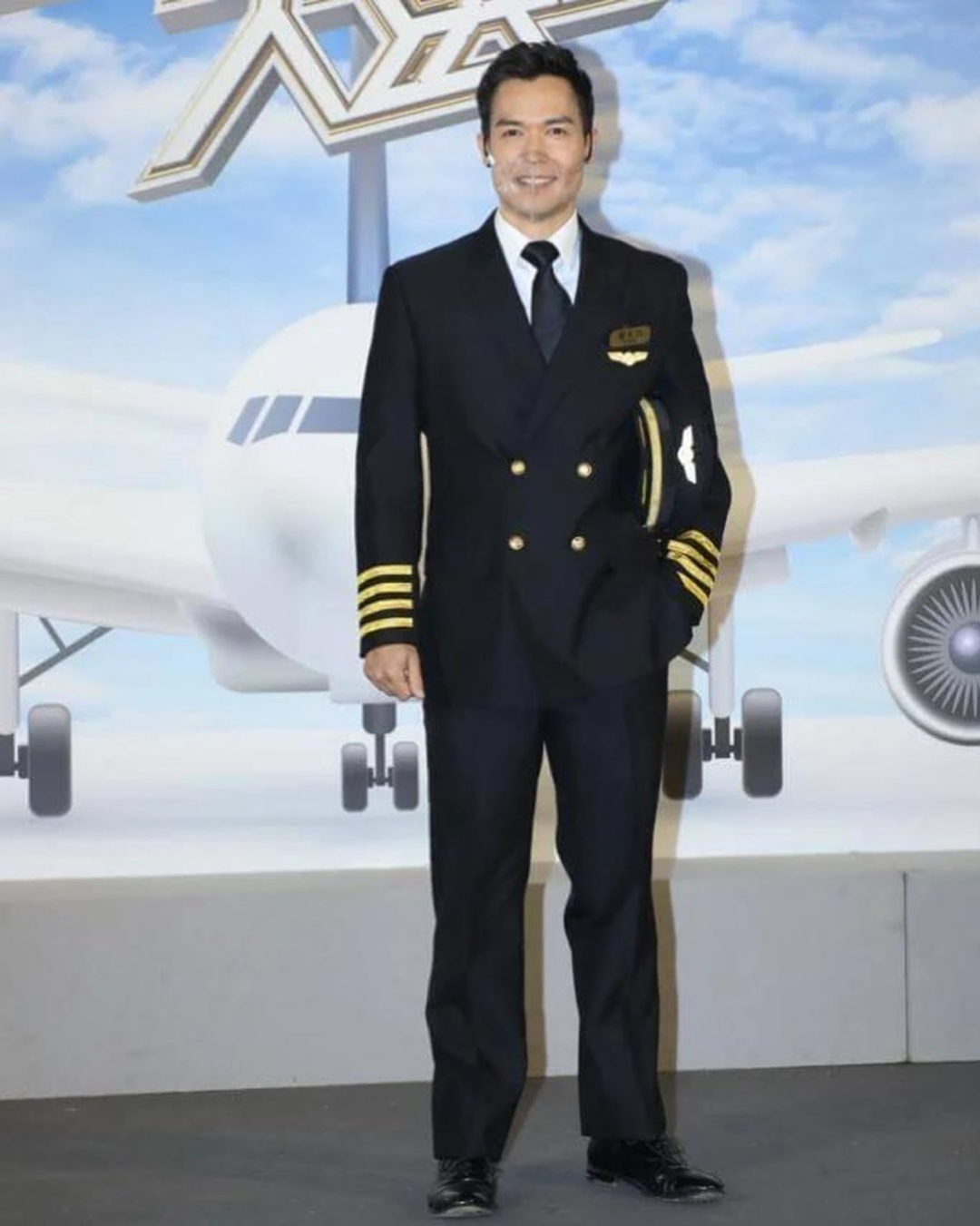 重操旧业年薪200万！TVB男星被爆弃签“亲生仔”合约，入行仅一年