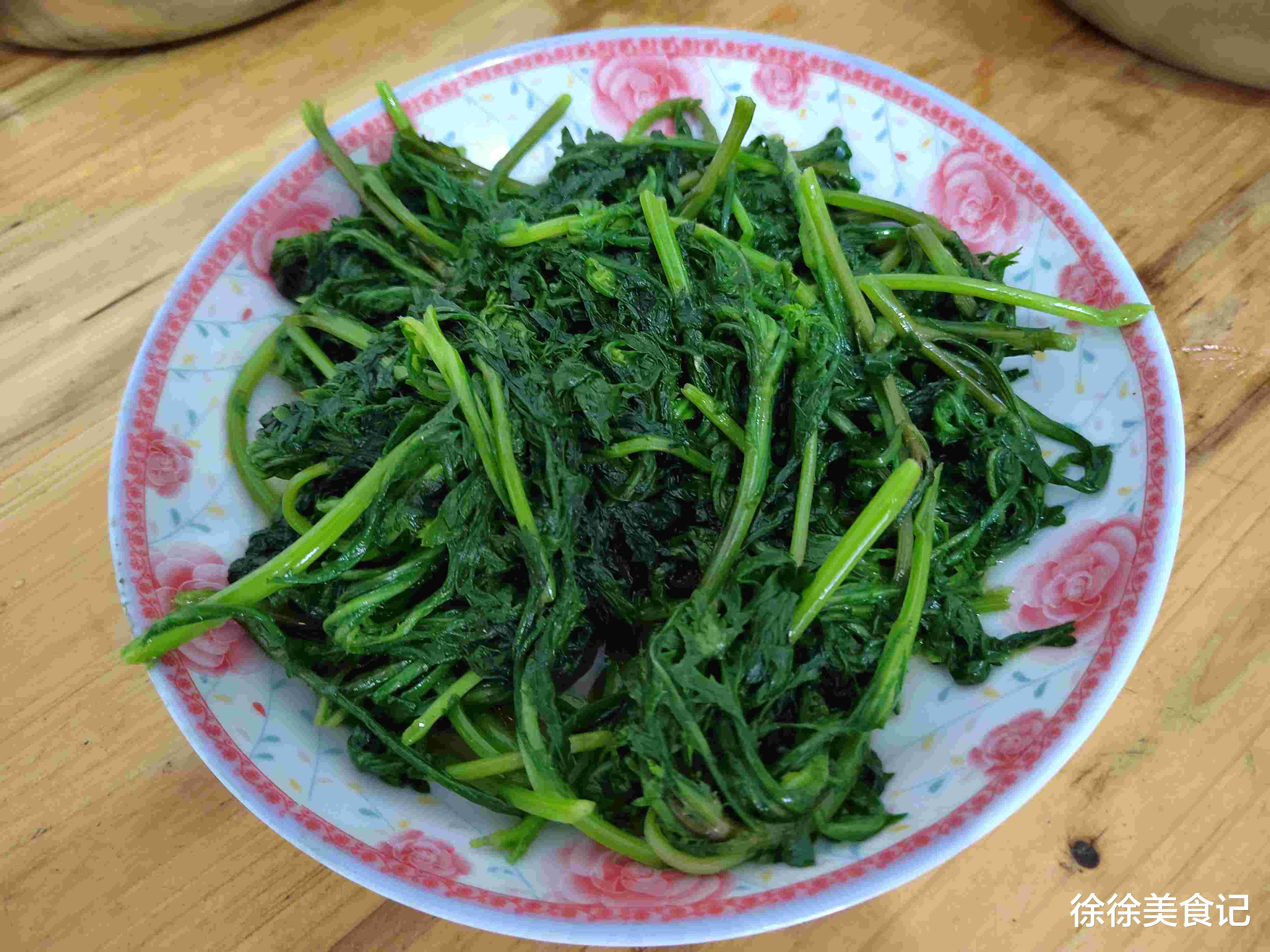 美食教程|江西女婿去丈母娘家,做了一大桌菜却没人动筷子,发朋友圈被群嘲