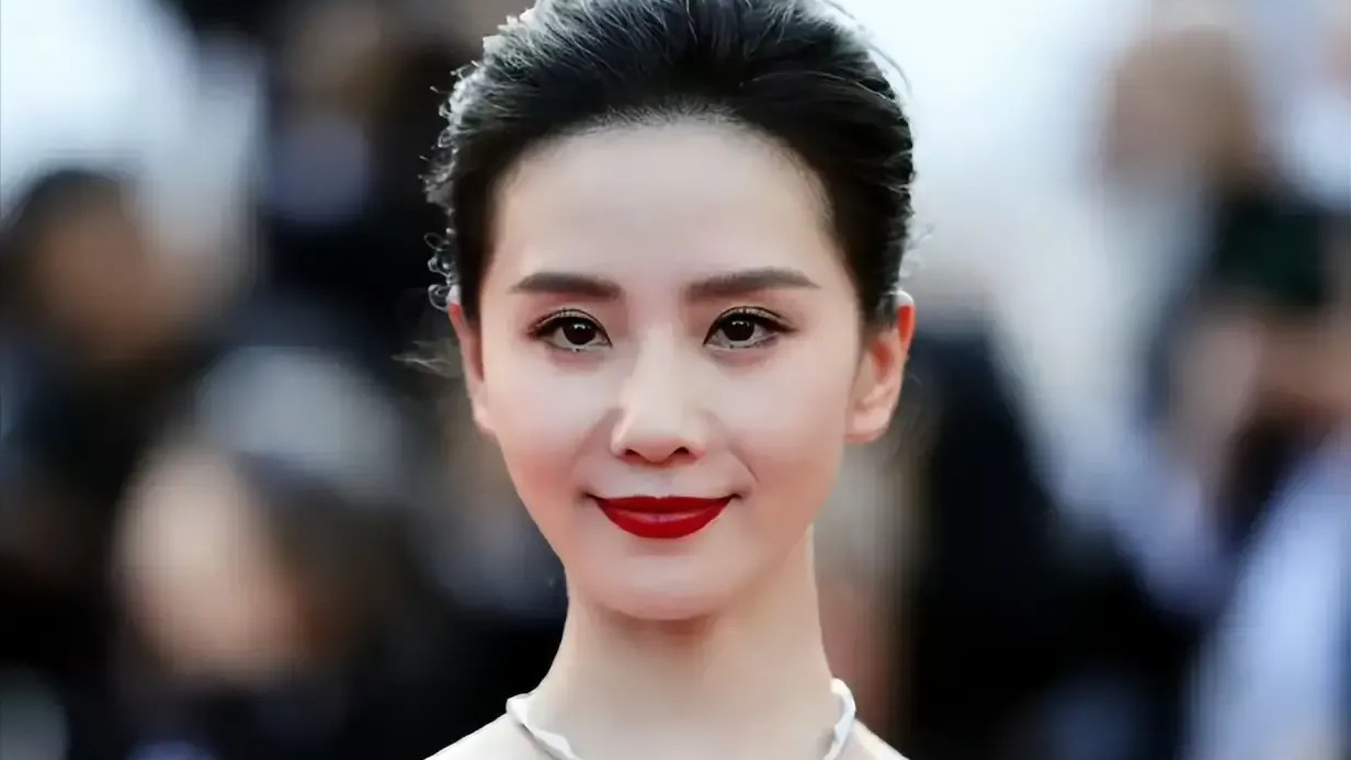 吴奇隆|刘诗诗吴奇隆婚变？吴奇隆宁住酒店不回家，刘诗诗去戛纳逃避冷战