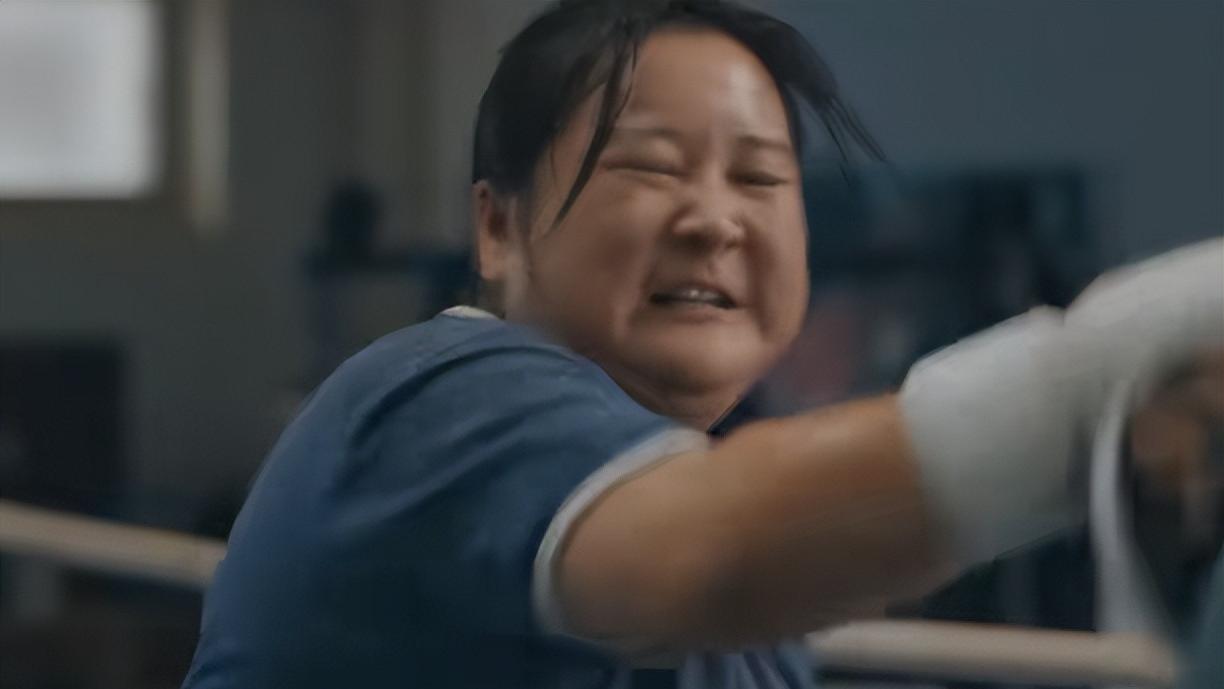 两个“百亿导演”输给一个80后女演员，中国电影已告别大导演时代