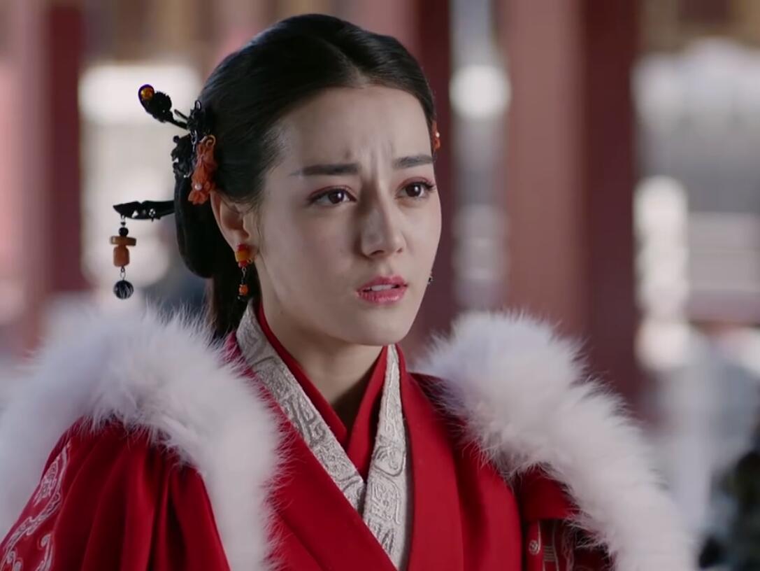 当科技脸女二遇上天然脸女主:在先天美人面前,后天雕刻不堪一击