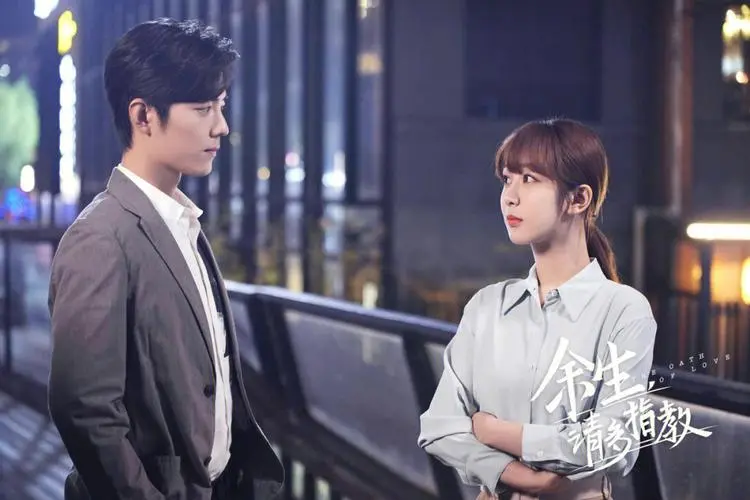 肖战|\肖战杨紫《余生请多指教》掀起观众热潮,演技精湛感情深刻,剧情引发思考\