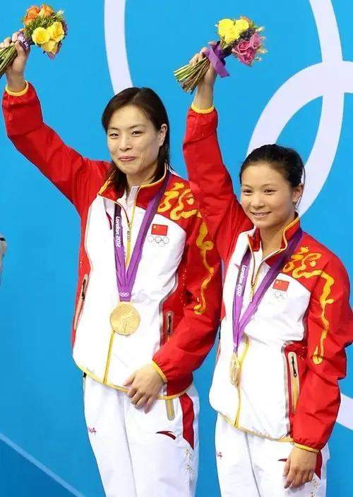 "郭晶晶接班人"何姿:一直被吴敏霞压制没能实现天赋,庆幸嫁好老公