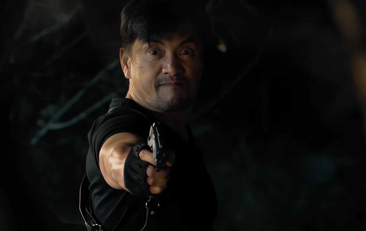 吕良伟新片上映就翻车！一星二星满屏飘，女演员身材成最大看点？