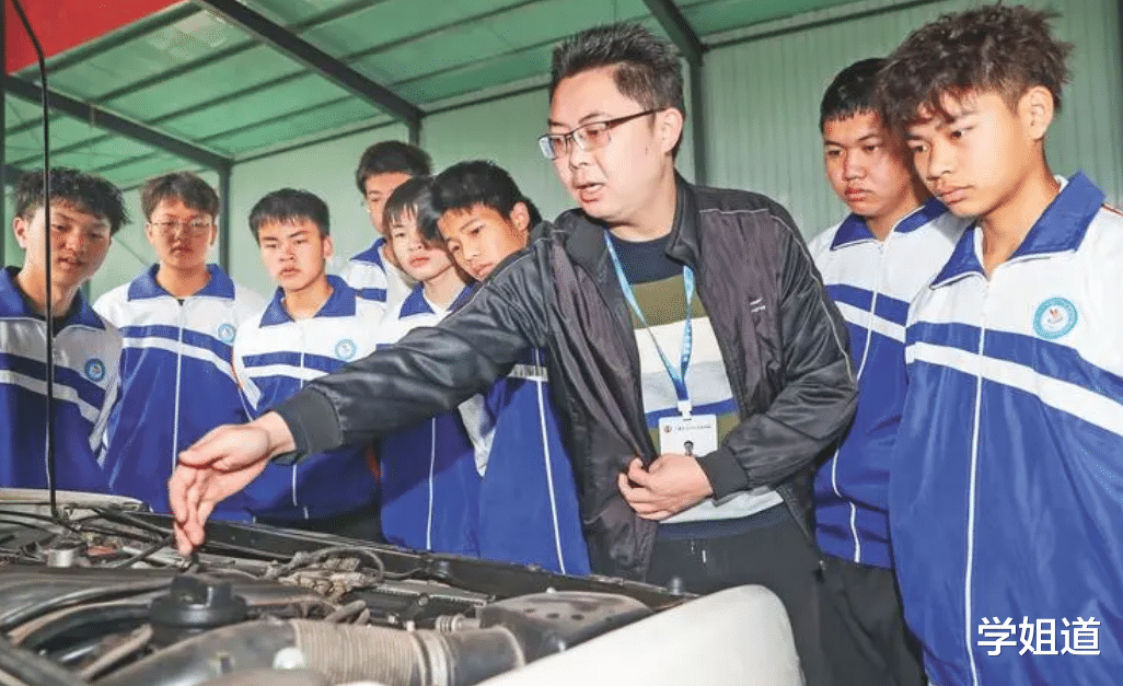 职业教育|不要被学历限制,职业教育也需大力发展,提升地位和质量是重点