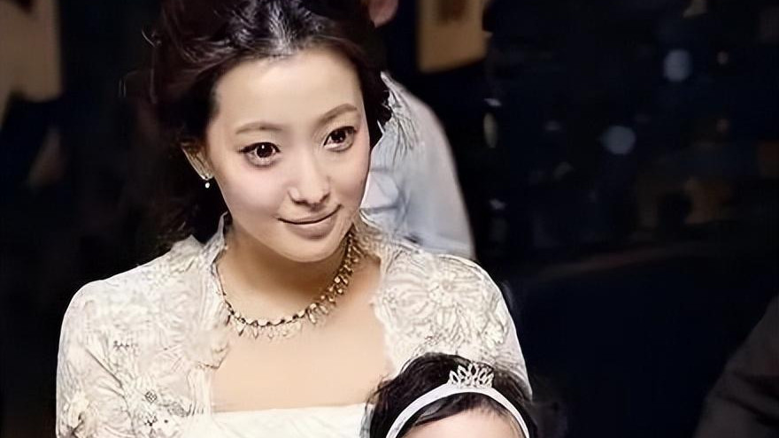 金喜善|金喜善因女儿长得丑，被质疑整容，称长开就好了，结果12年后却被打脸！