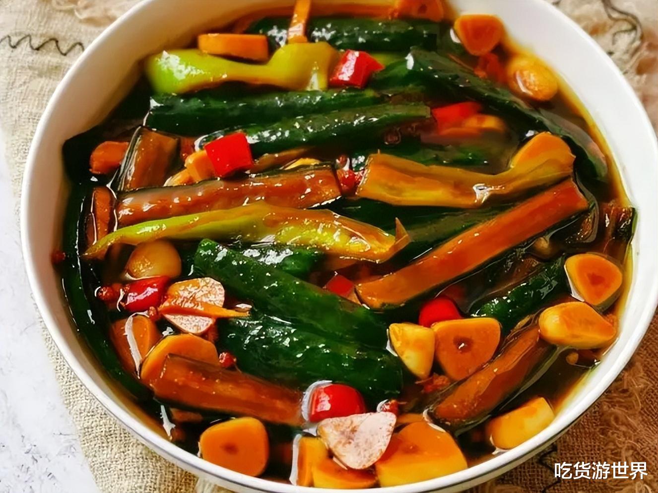 黄瓜|腌黄瓜时，切忌直接加盐腌，教你一招2小时能吃，清脆爽口还解腻