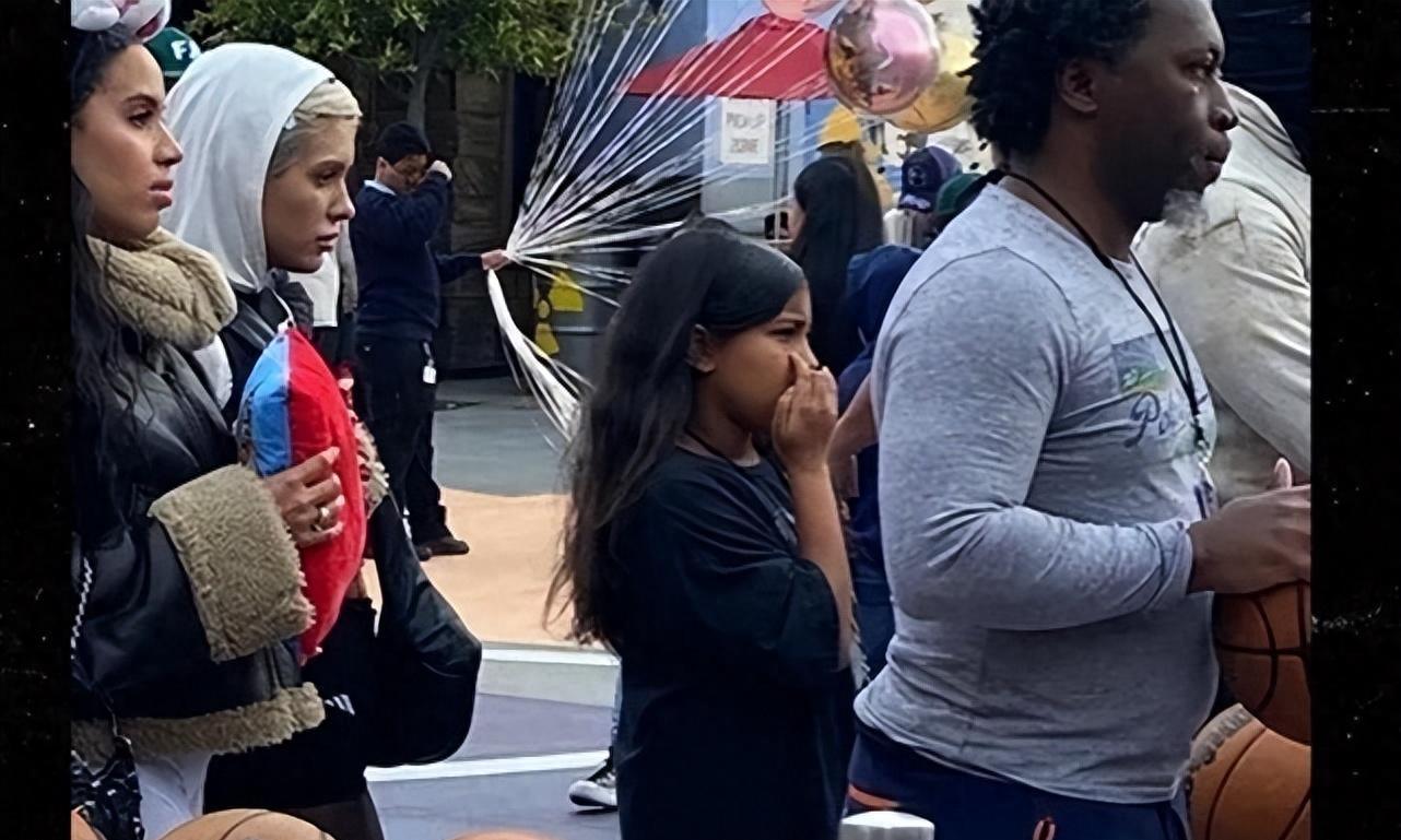 坎爷带28岁新婚妻外出，卡戴珊的继任者背影也别致，就是胸前太沉重