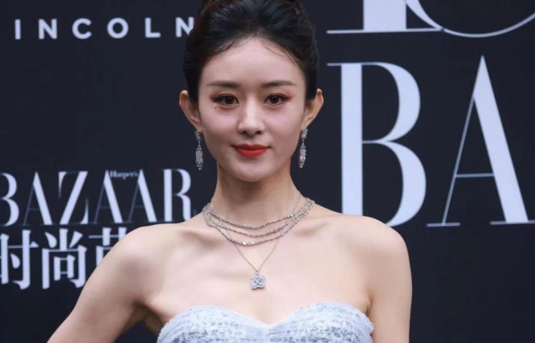 杨紫|谁来拯救杨紫的颜值！多任化妆师遭网暴，一位不堪电话辱骂请辞