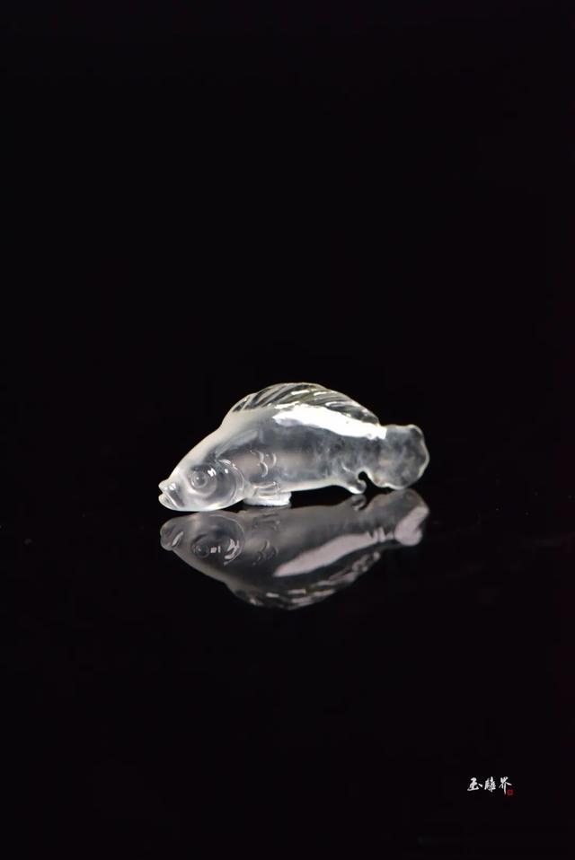 翡翠|翡翠狂想曲:内行看种,外行看色,还有谁在看大小?