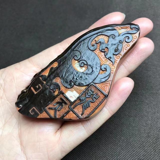 雕刻|买玉石你会更在乎工还是料？听听雕刻的建议