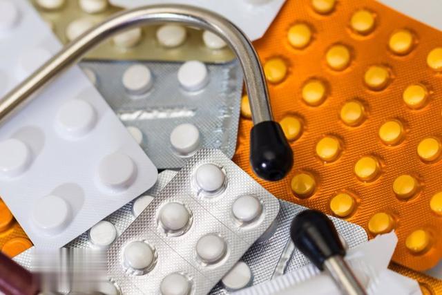 全球近一半肝癌在中国，再三提醒：家中的3种食物，尽早撤下餐桌