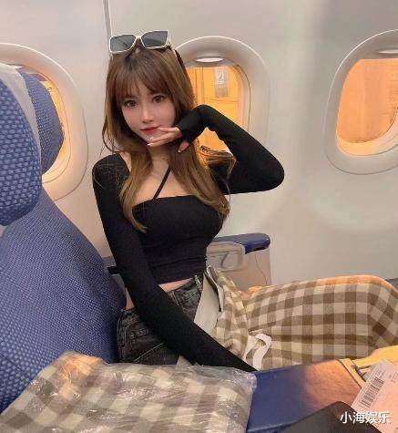 薛之谦演唱会投屏女主回应了,因男友出轨早就分手,男方再曝猛料