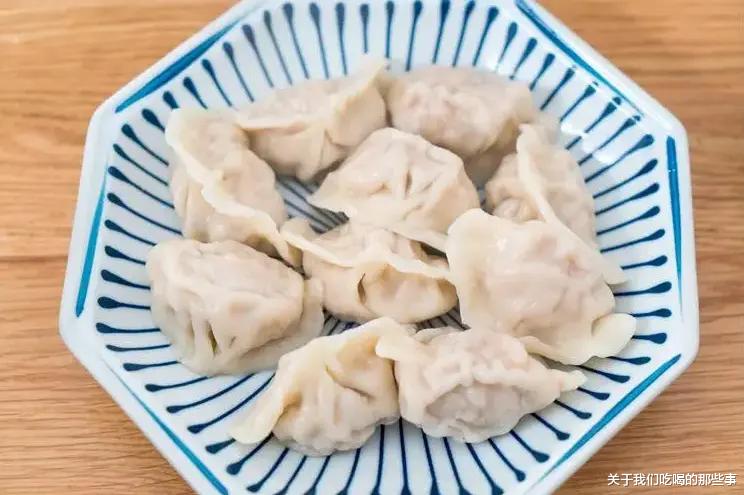 猪肉|调白菜馅,最忌用盐杀水,巧用1味料,鲜香又多汁,脆嫩不出水