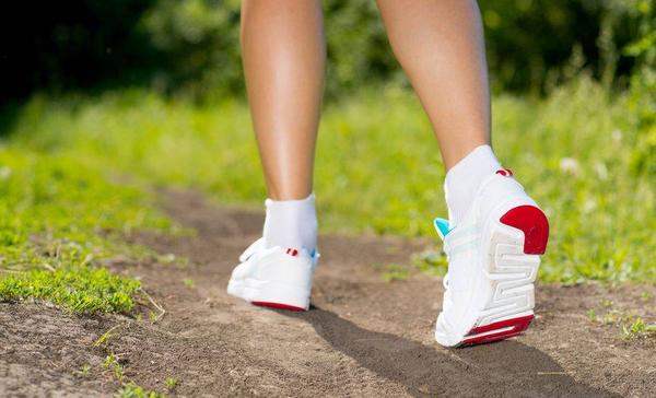 茄子|快走运动适合任何人群,若你能每日坚持快走,2大好处迟早找上门