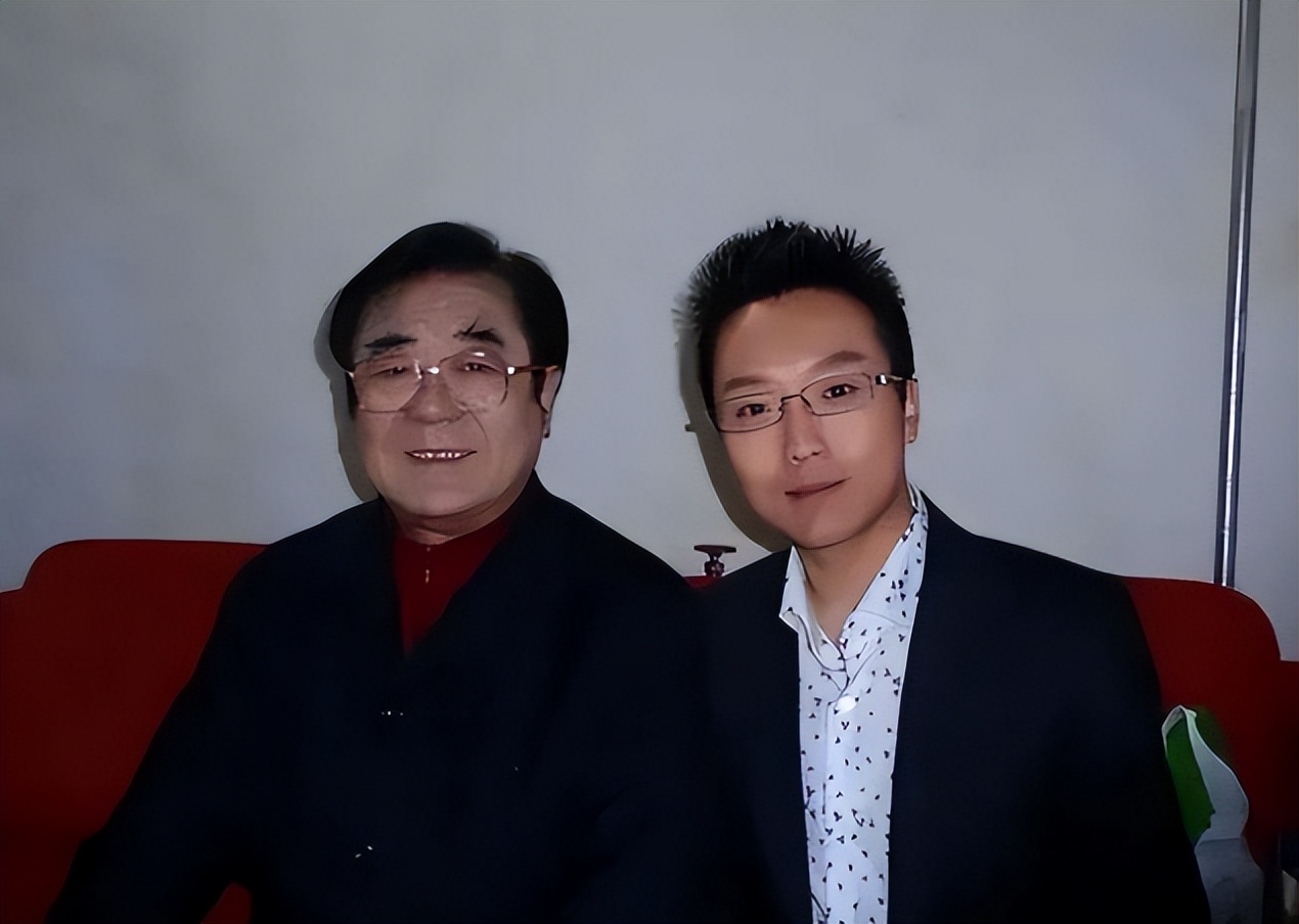 金铁霖娶了小18岁的马秋华，也生了一个儿子，这是怎么回事？