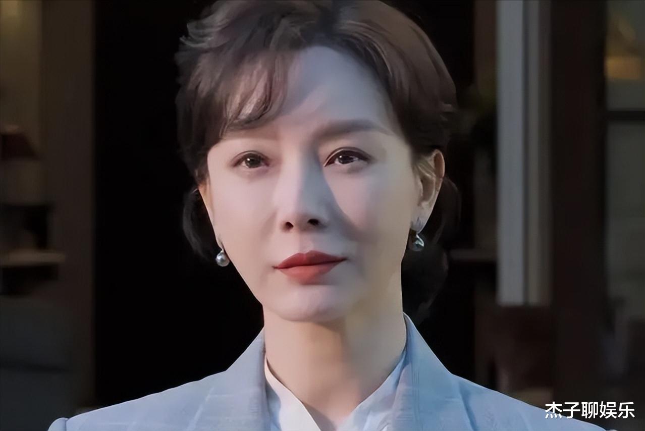 没想到8月刚到，45岁刘涛就以这种方式翻车了，可怜刘宇宁受连累