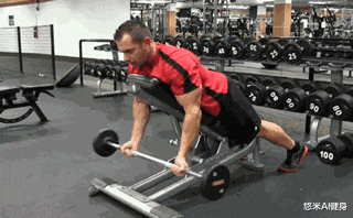 三角肌前束怎么练厚？只需做好3个器械动作，帮你打造饱满球形肩