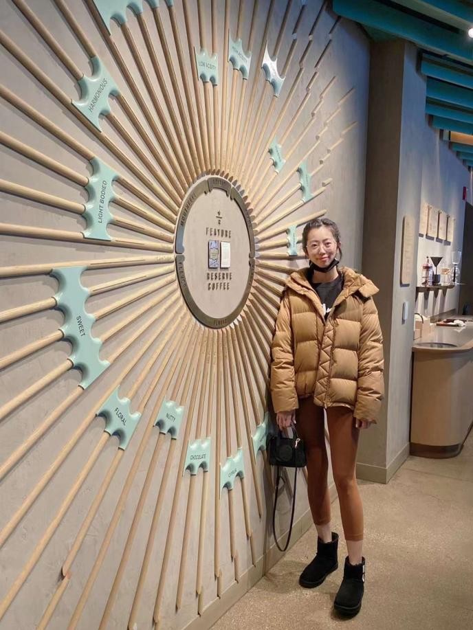 我80后,在美国当8年美甲师,三天打鱼两天晒网,每月赚一万美金