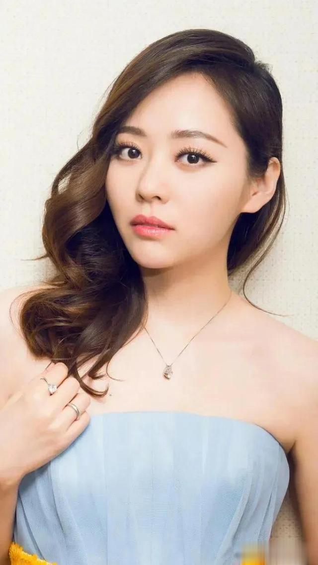 张靓颖|性感迷人的张靓颖