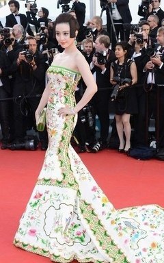 范冰冰|范冰冰参加美国电影协会颁奖礼,亮相被赞“气场满满”